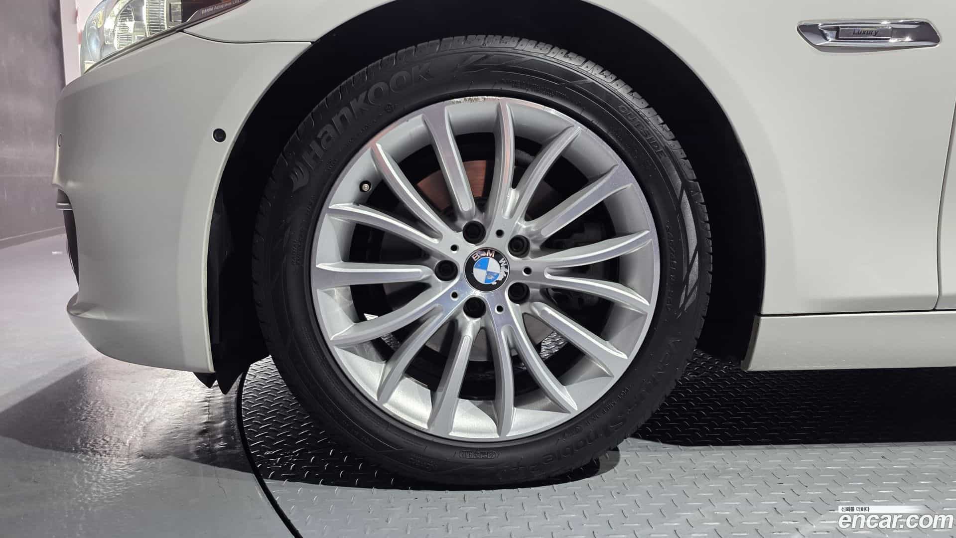 5-Series BMW 2014.2-OUTER-005