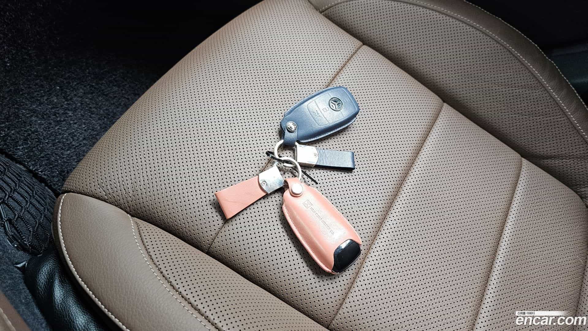 E-Class Mercedes-Benz 2019.3-INNER-036