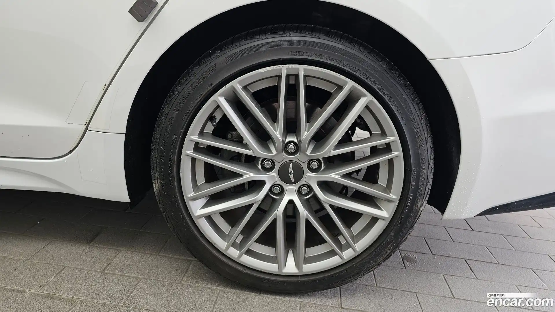 G70 Genesis 2020.5-OUTER-031