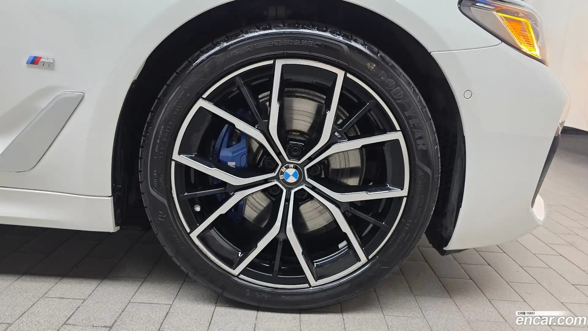 5-Series BMW 2022.10-OUTER-031