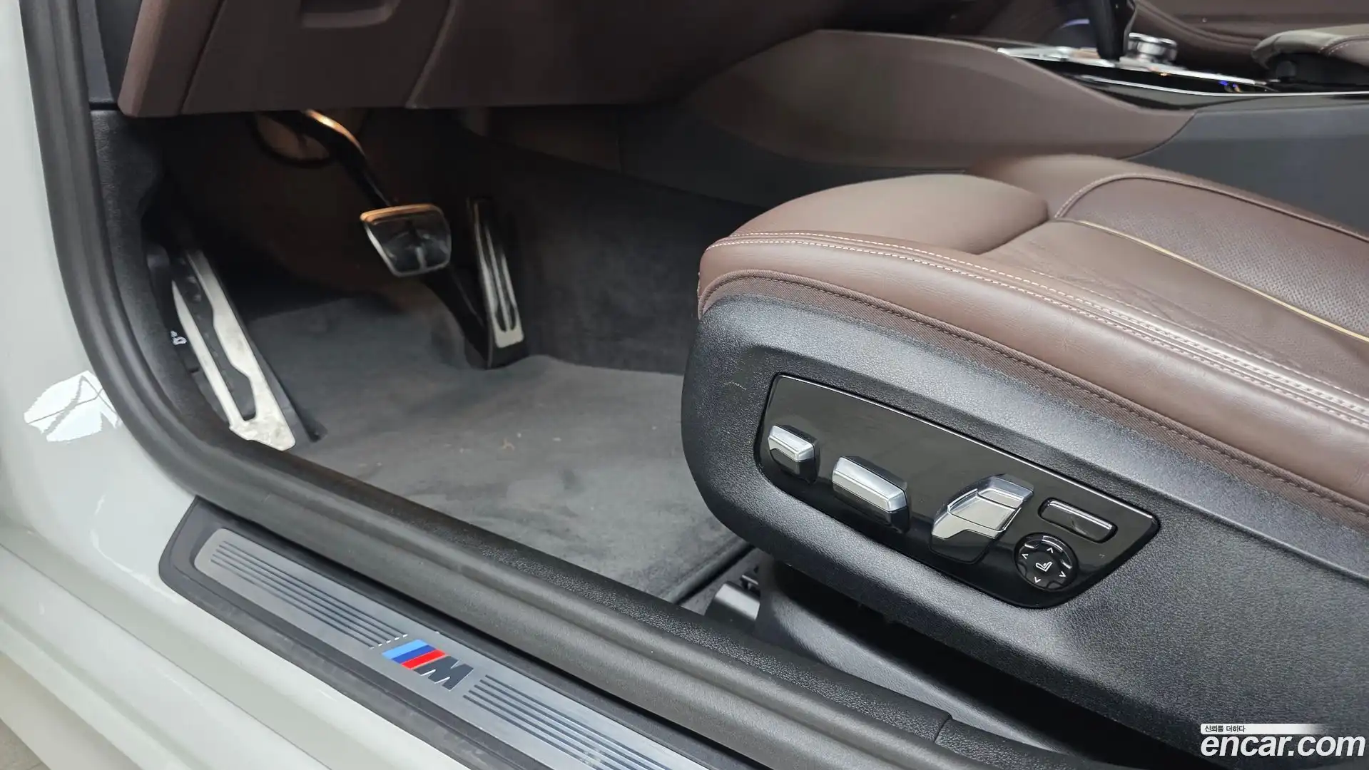 5-Series BMW 2022.10-OPTION-043