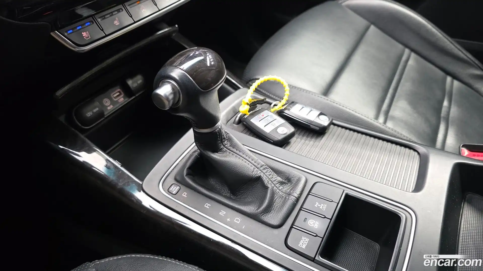 Sorento Kia 2017.3-INNER-009