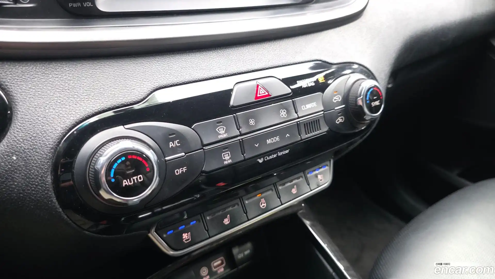 Sorento Kia 2017.3-OPTION-020