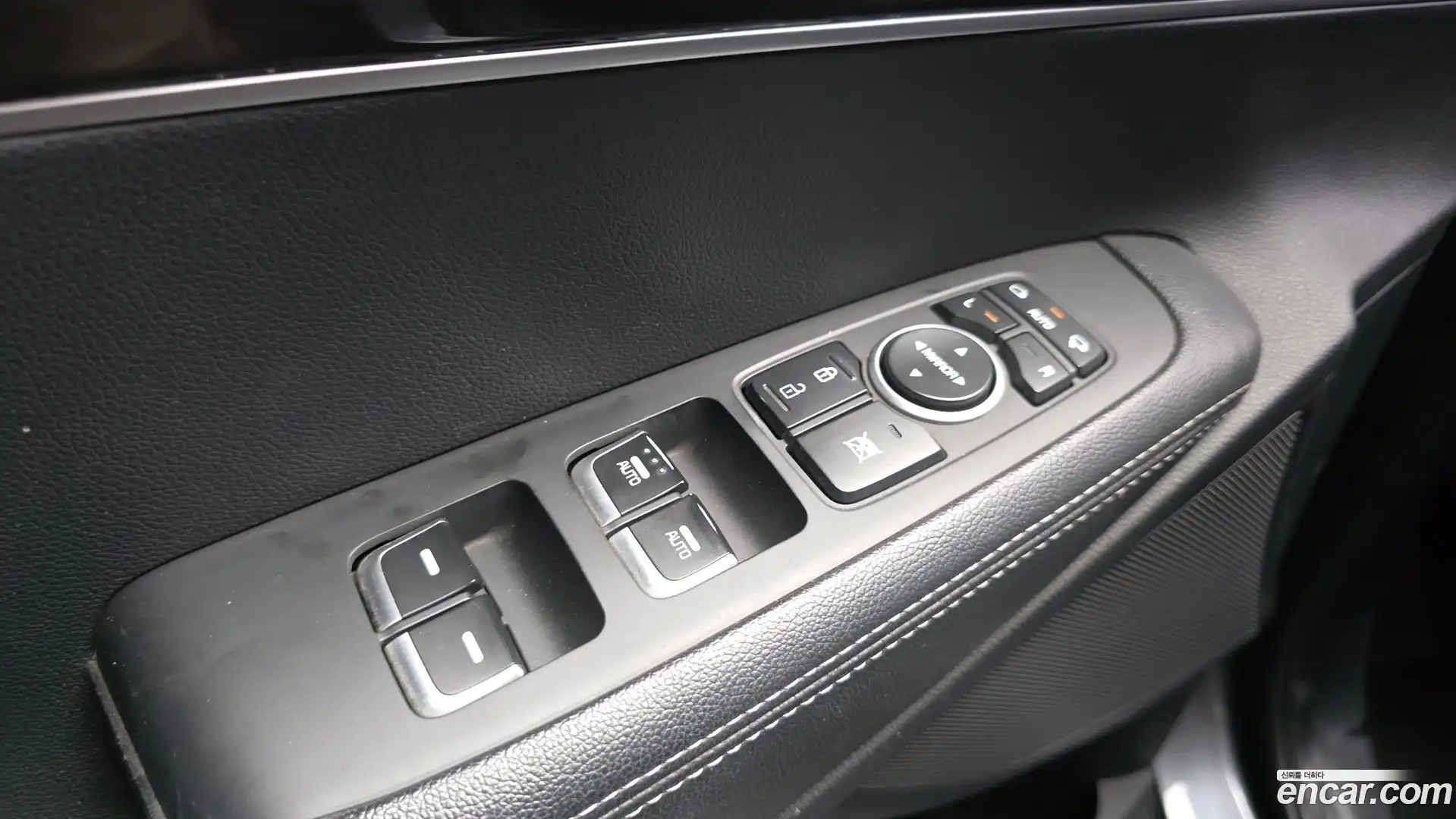 Sorento Kia 2017.3-OPTION-041