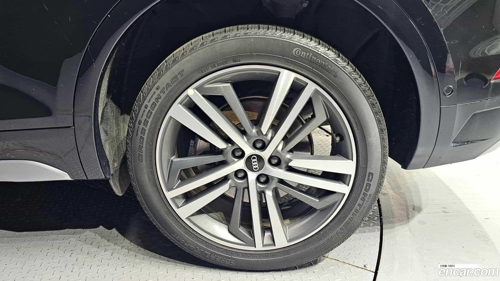 Q5 Audi 2021.6-OUTER-031