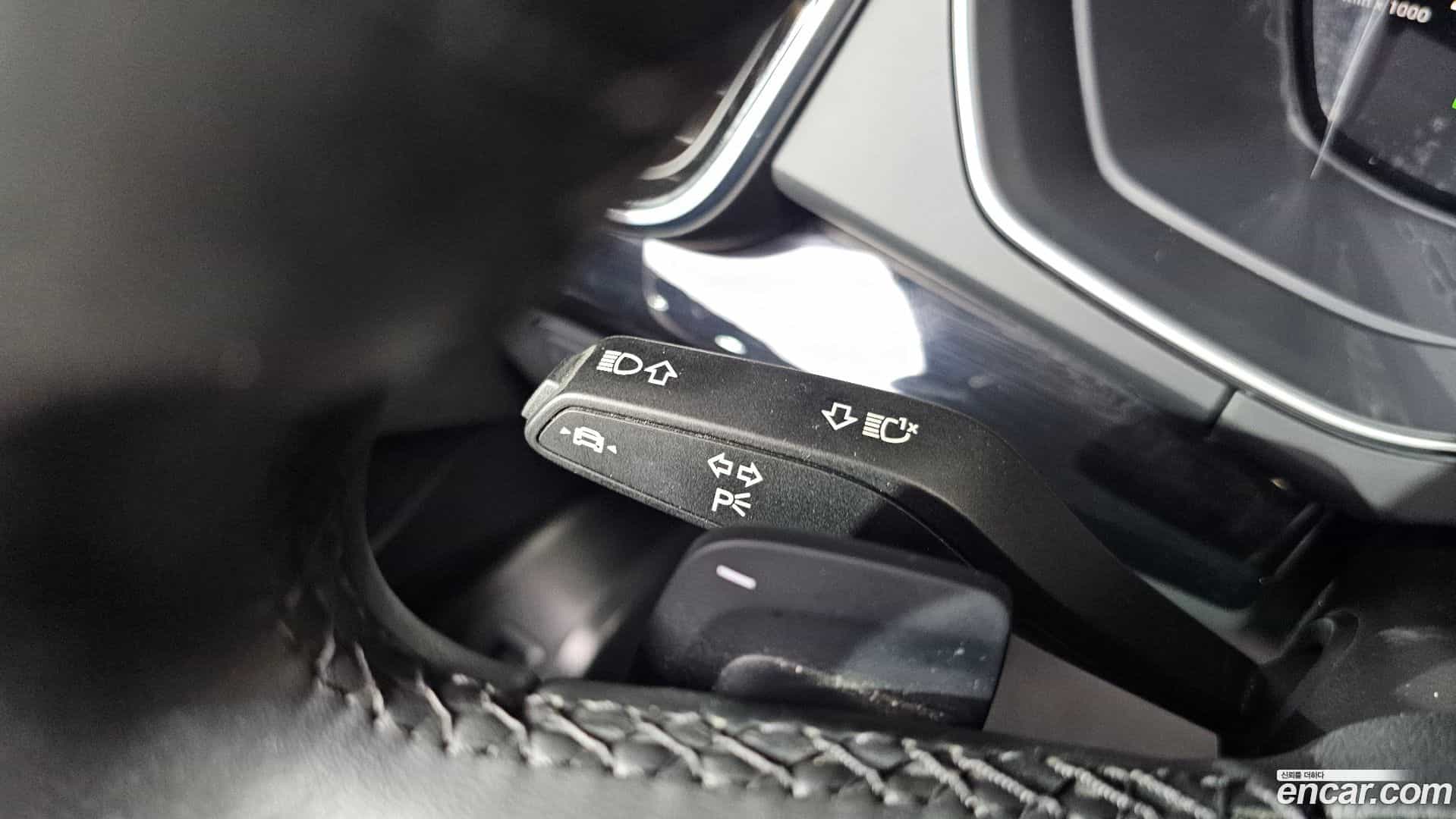 Q5 Audi 2021.6-OPTION-048