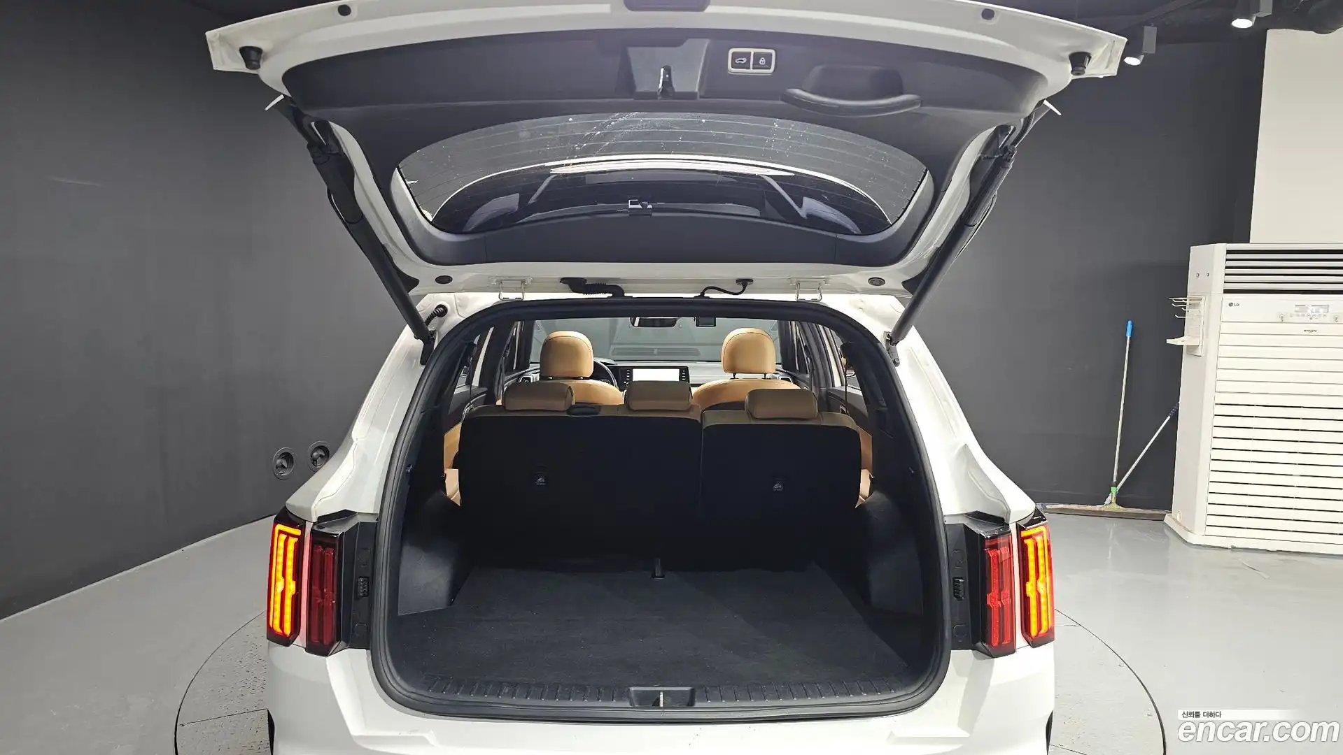 Sorento Kia 2020.3-OPTION-024