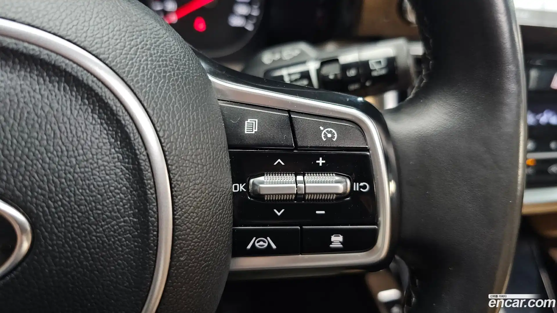 Sorento Kia 2020.3-OPTION-046