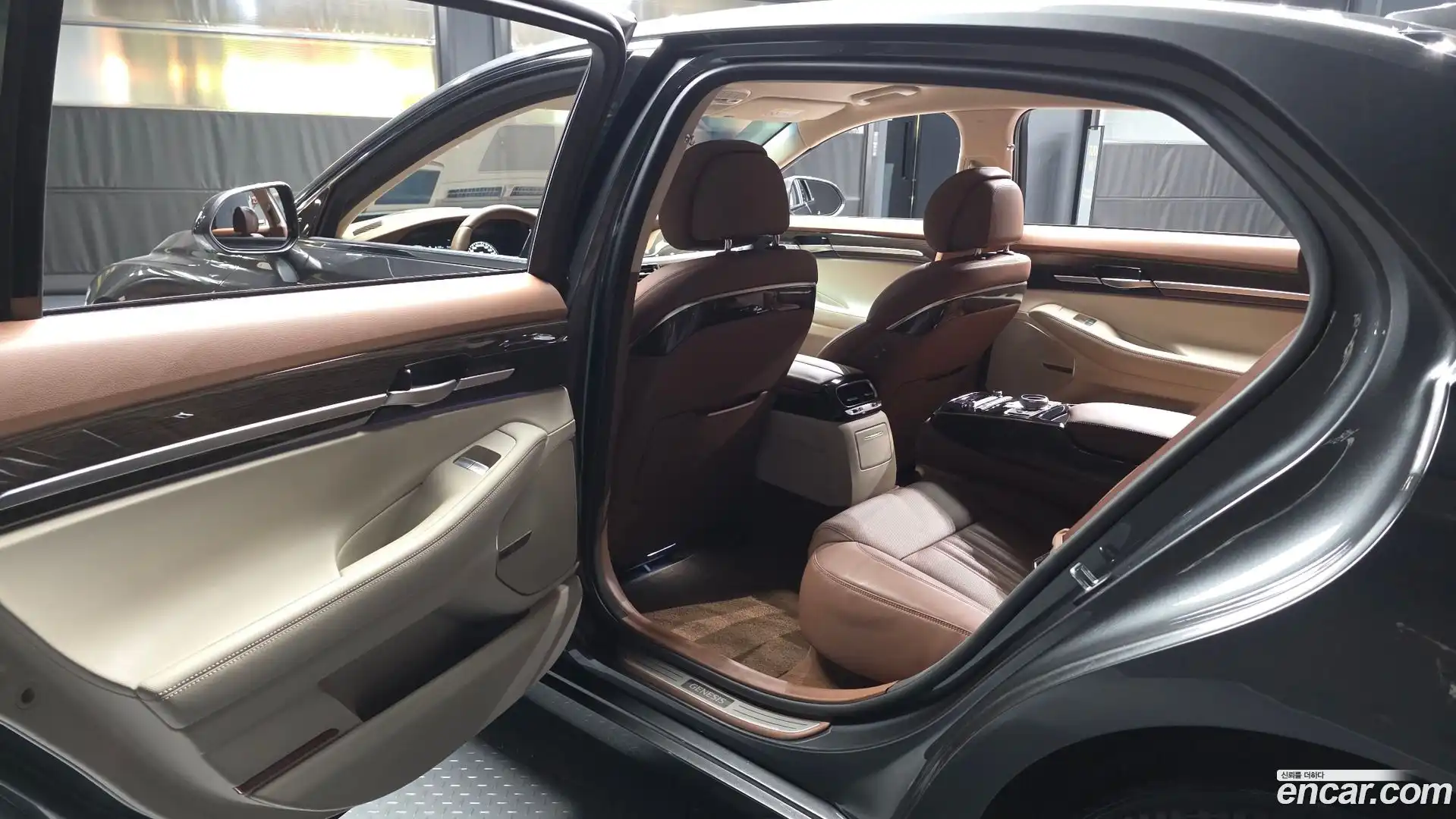 G90 Genesis 2021.2-INNER-036