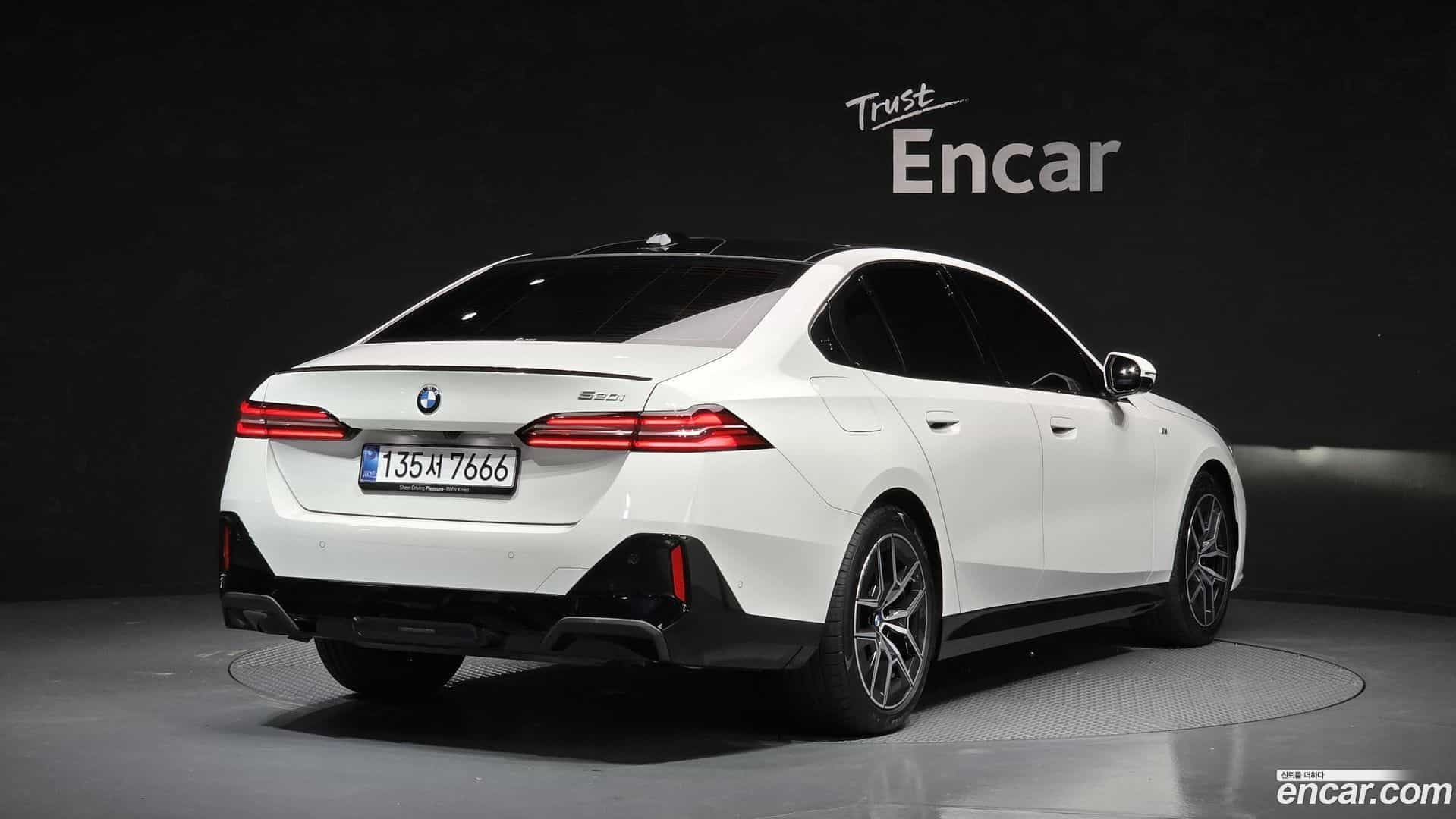 5-Series BMW 2025.2-OUTER-002