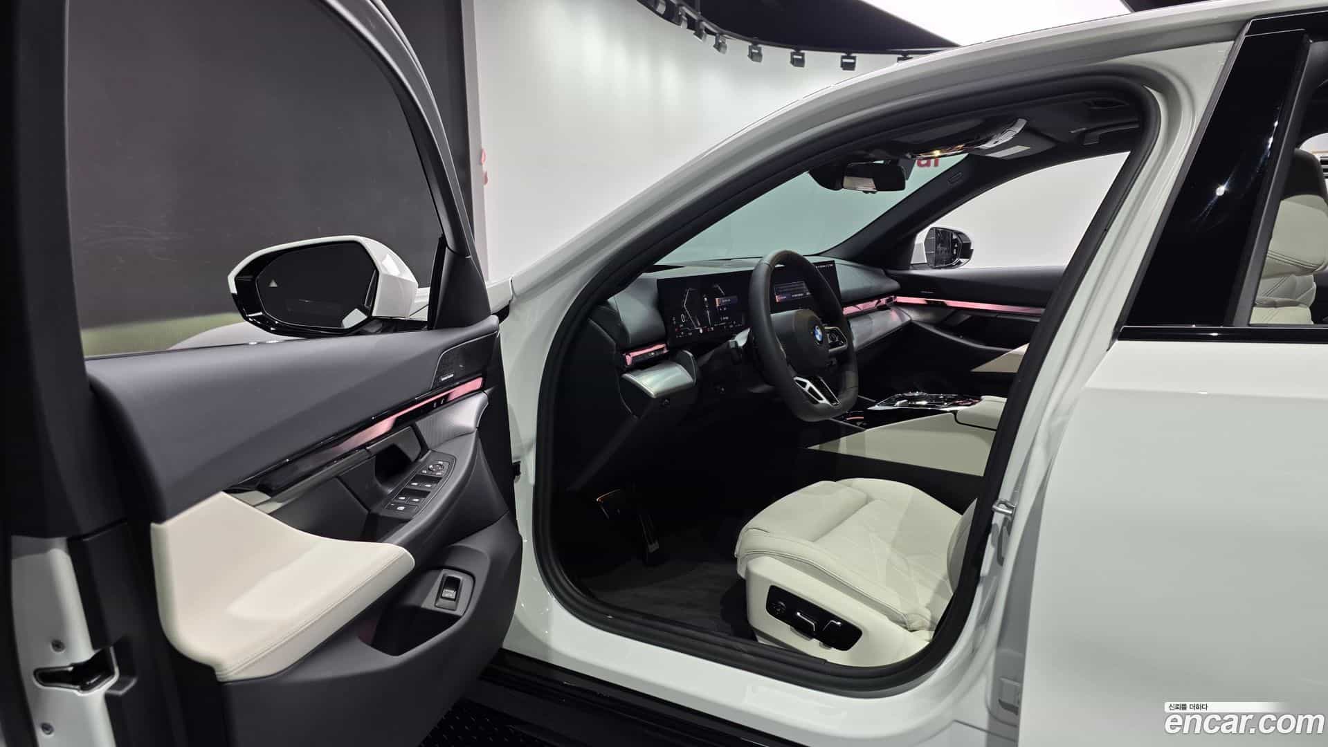 5-Series BMW 2025.2-INNER-010