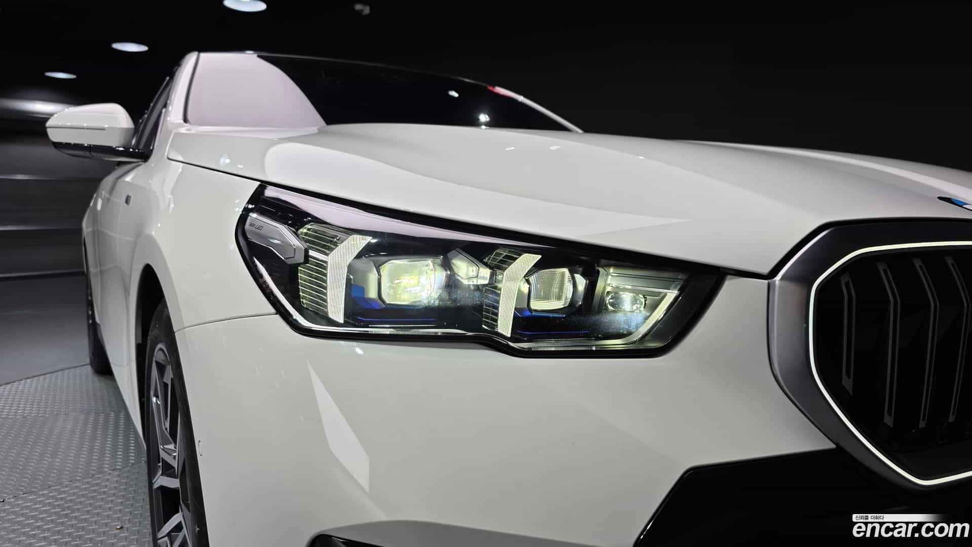 5-Series BMW 2025.2-OUTER-032