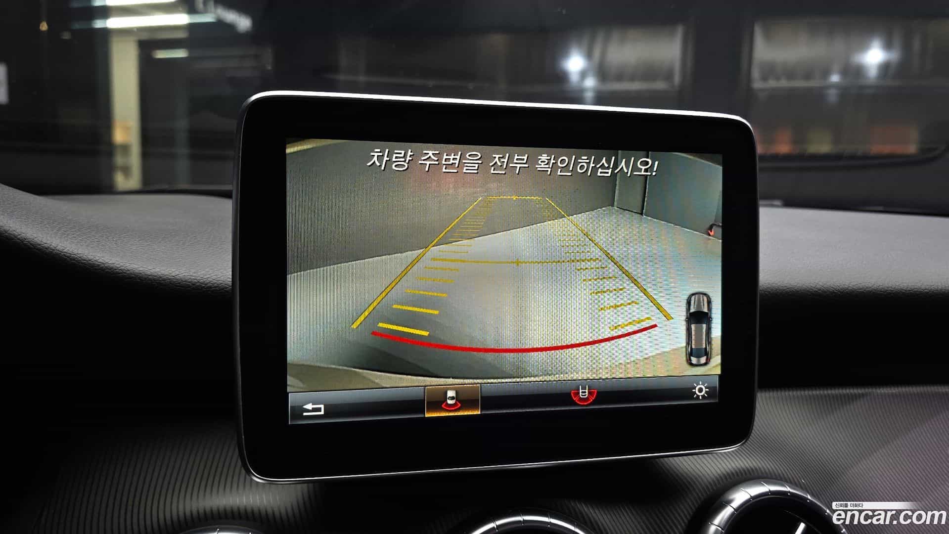 CLA-Class Mercedes-Benz 2016.4-OPTION-020