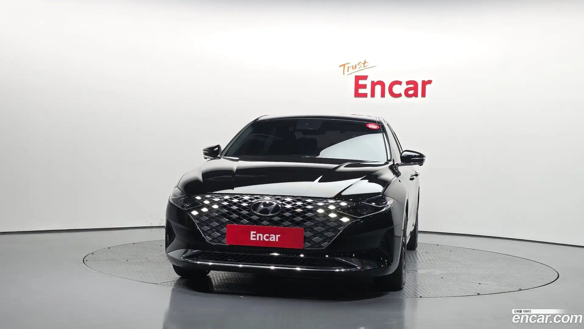Grandeur Hyundai 2020.5-OUTER-003