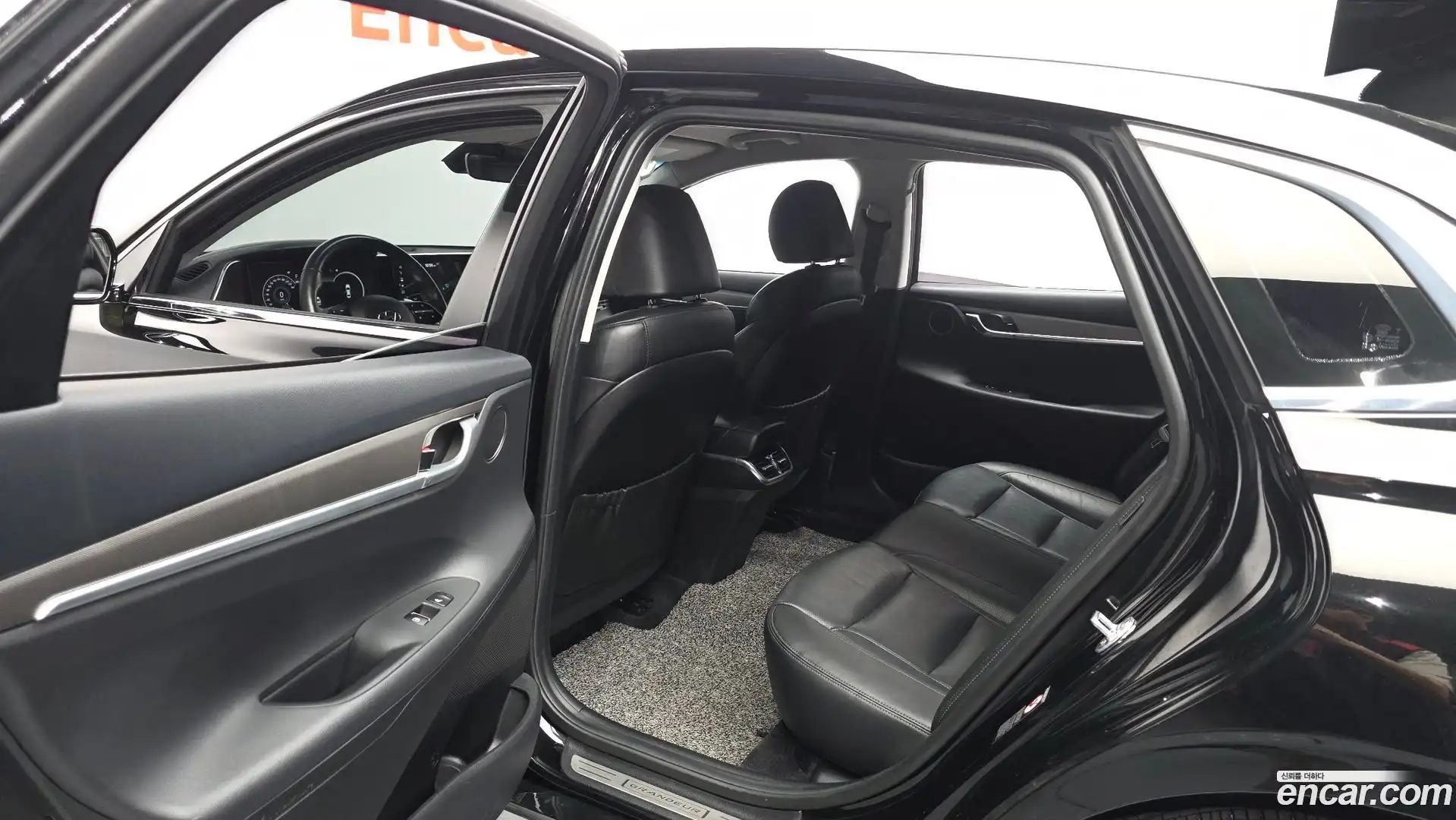 Grandeur Hyundai 2020.5-INNER-036