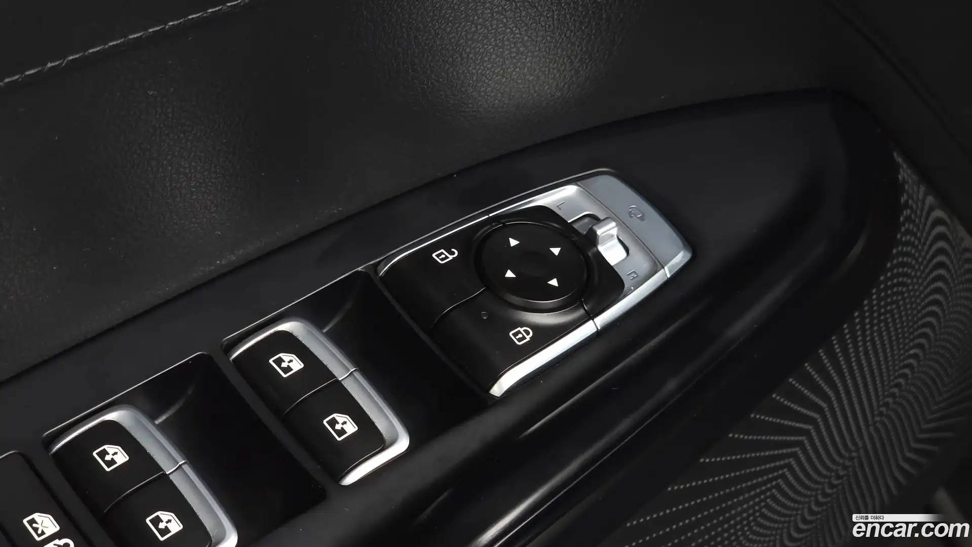 K5 Kia 2020.0-OPTION-041
