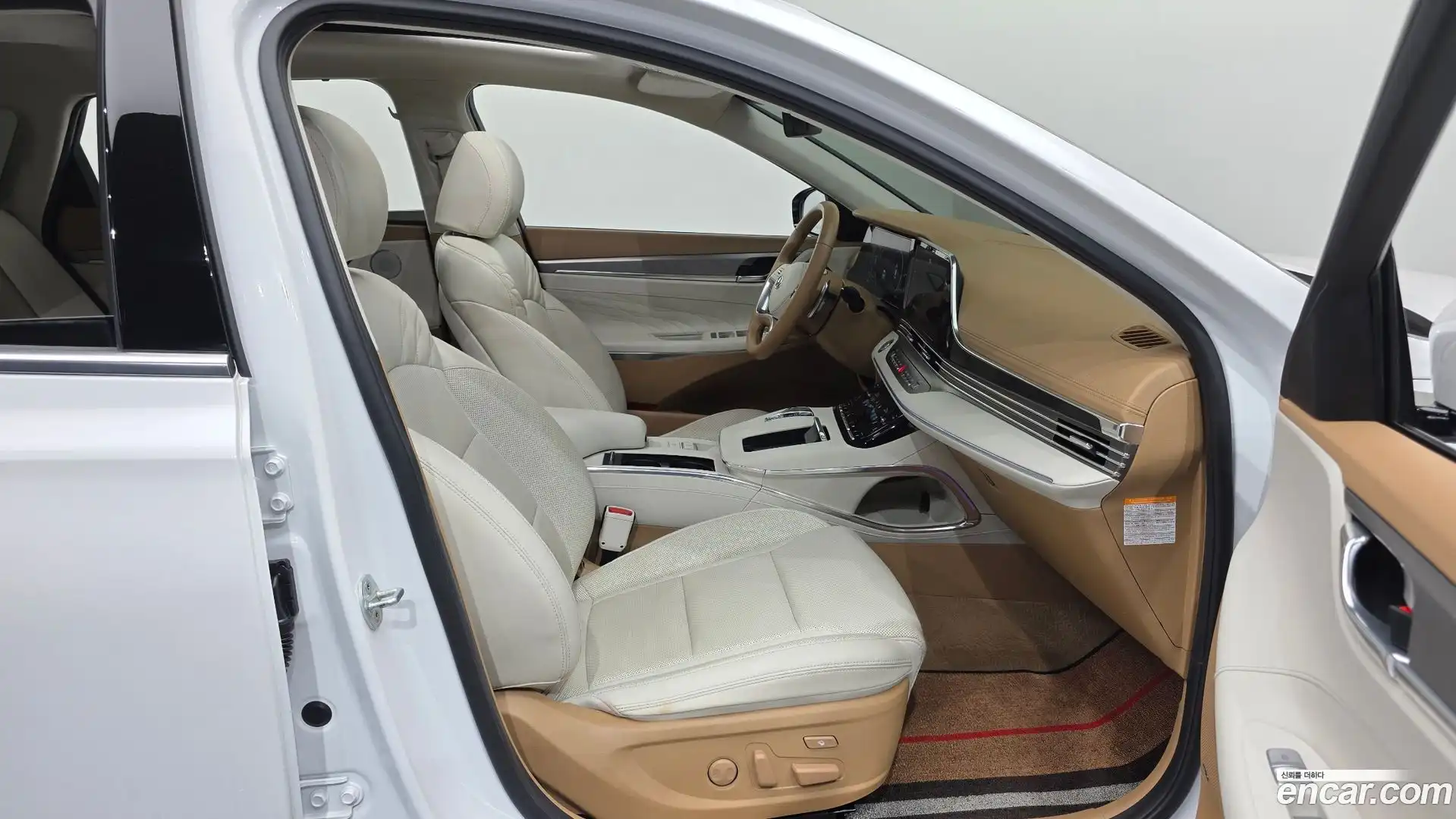 Grandeur Hyundai 2021.4-INNER-010