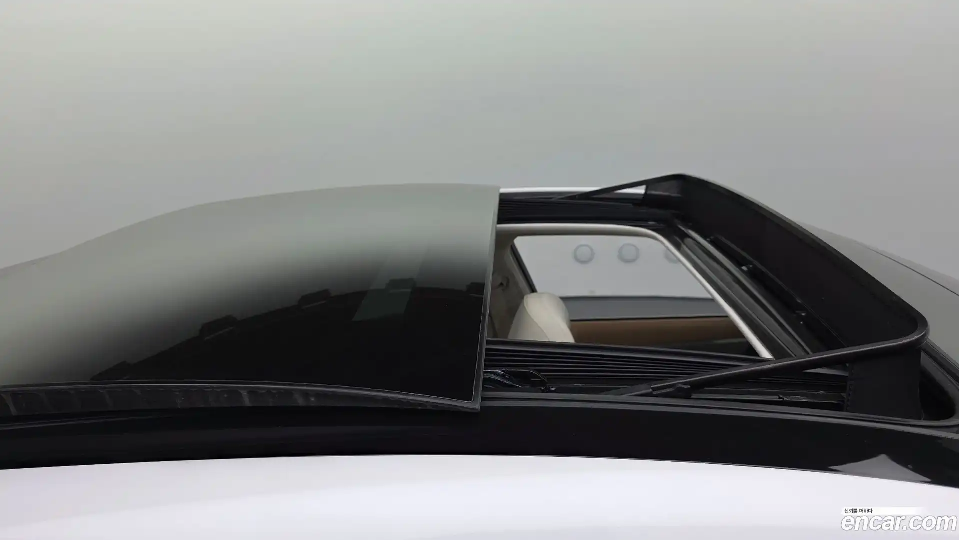 Grandeur Hyundai 2021.4-OPTION-016