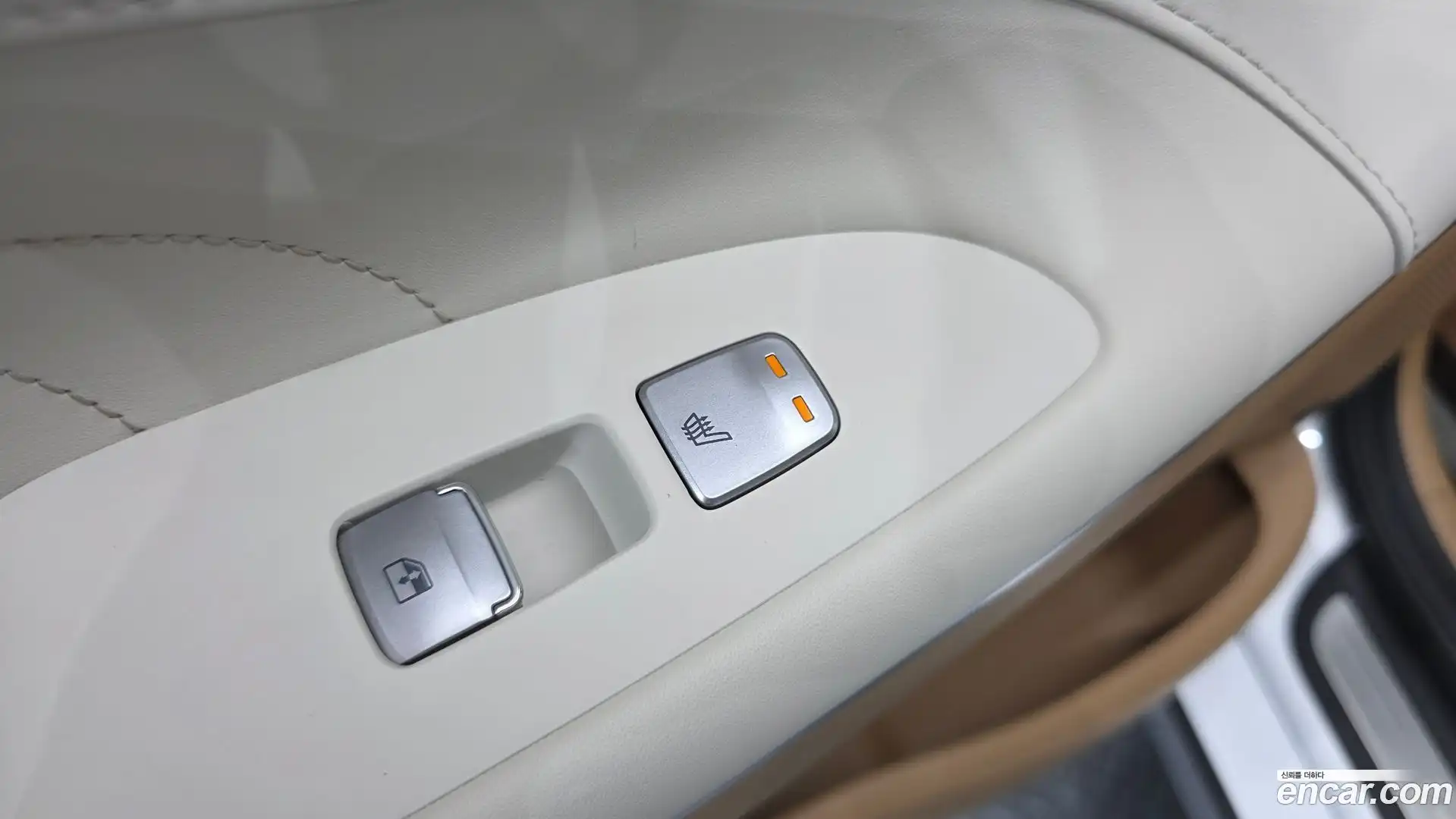 Grandeur Hyundai 2021.4-OPTION-045