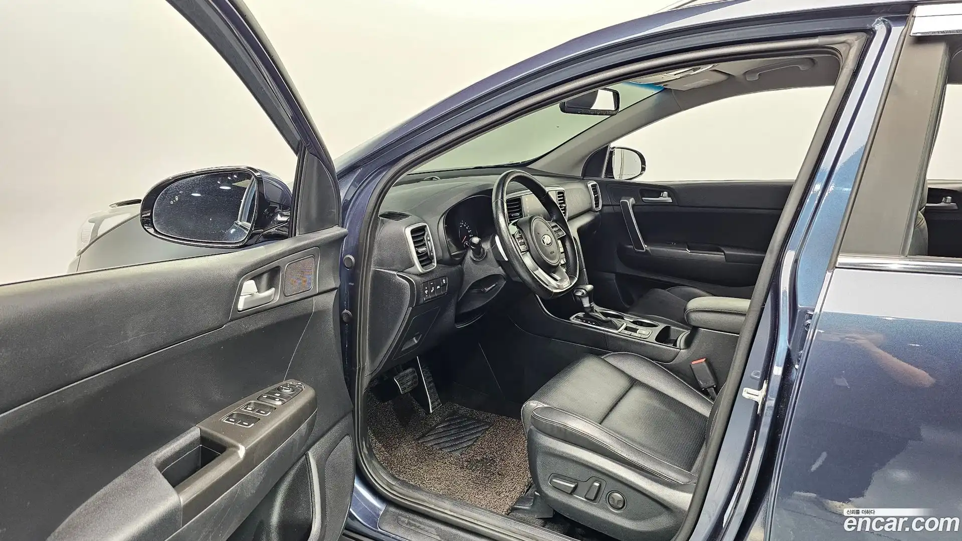 Sportage Kia 2021.4-INNER-010