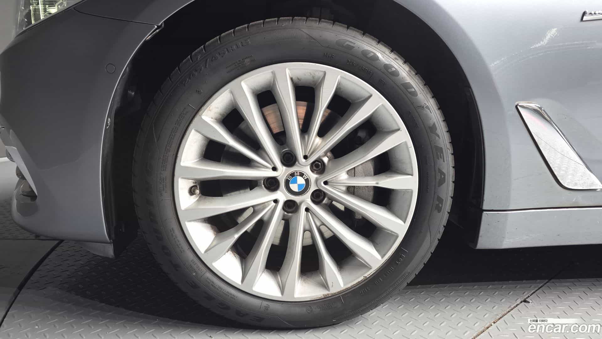 5-Series BMW 2018.6-OUTER-005