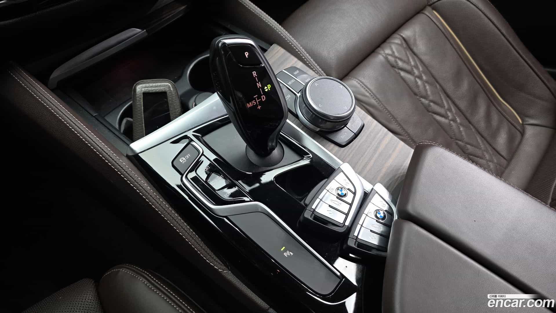 5-Series BMW 2018.6-INNER-009