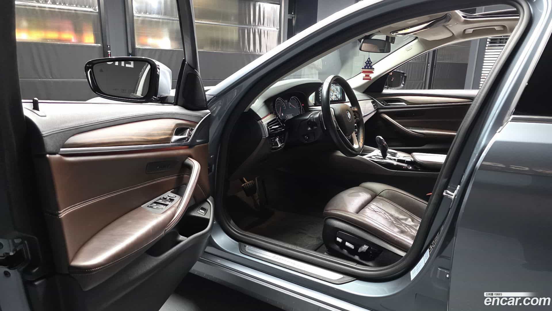 5-Series BMW 2018.6-INNER-010