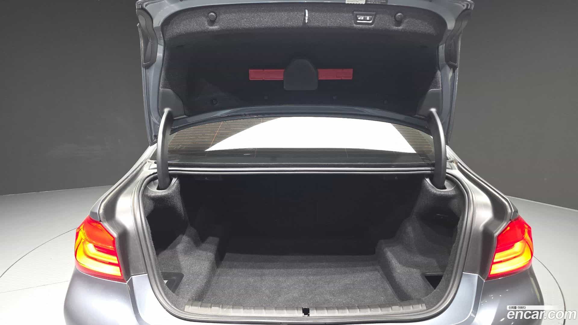 5-Series BMW 2018.6-OPTION-024