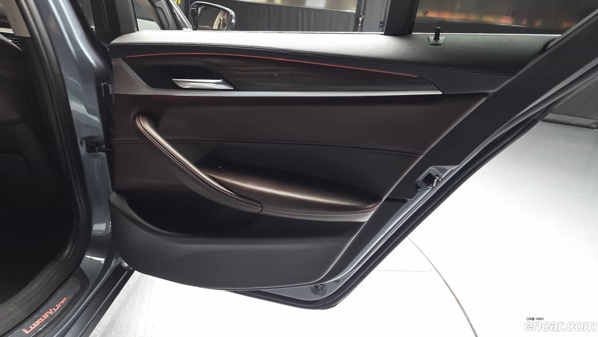 5-Series BMW 2018.6-INNER-035