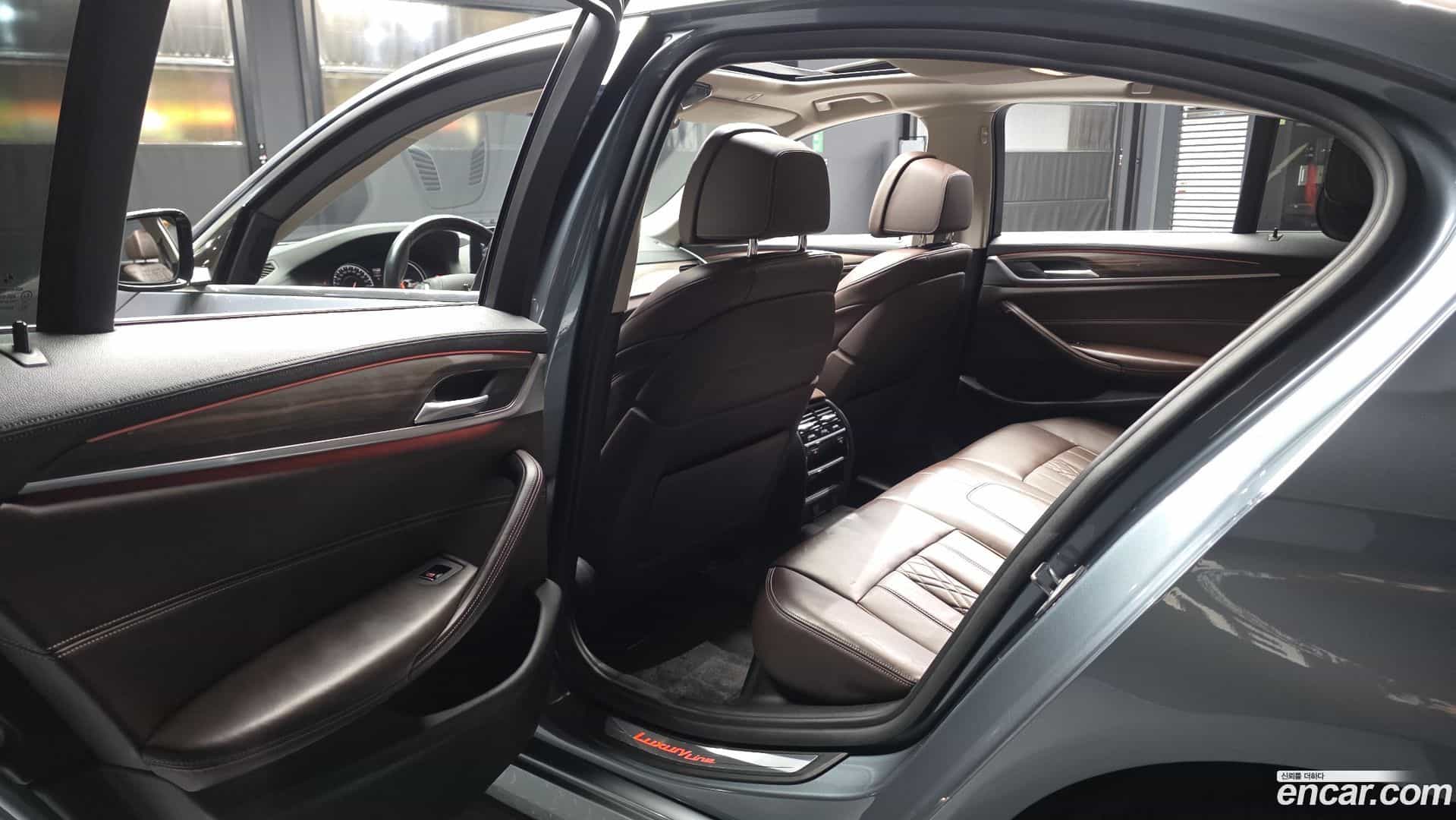 5-Series BMW 2018.6-INNER-036