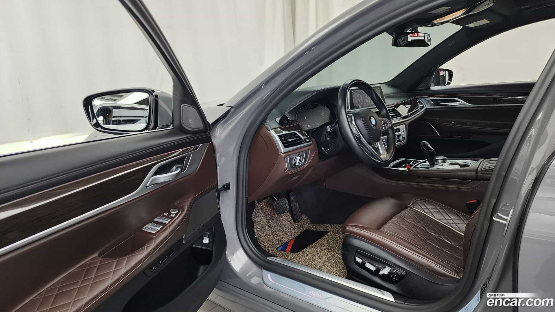 7-Series BMW 2020.3-INNER-010