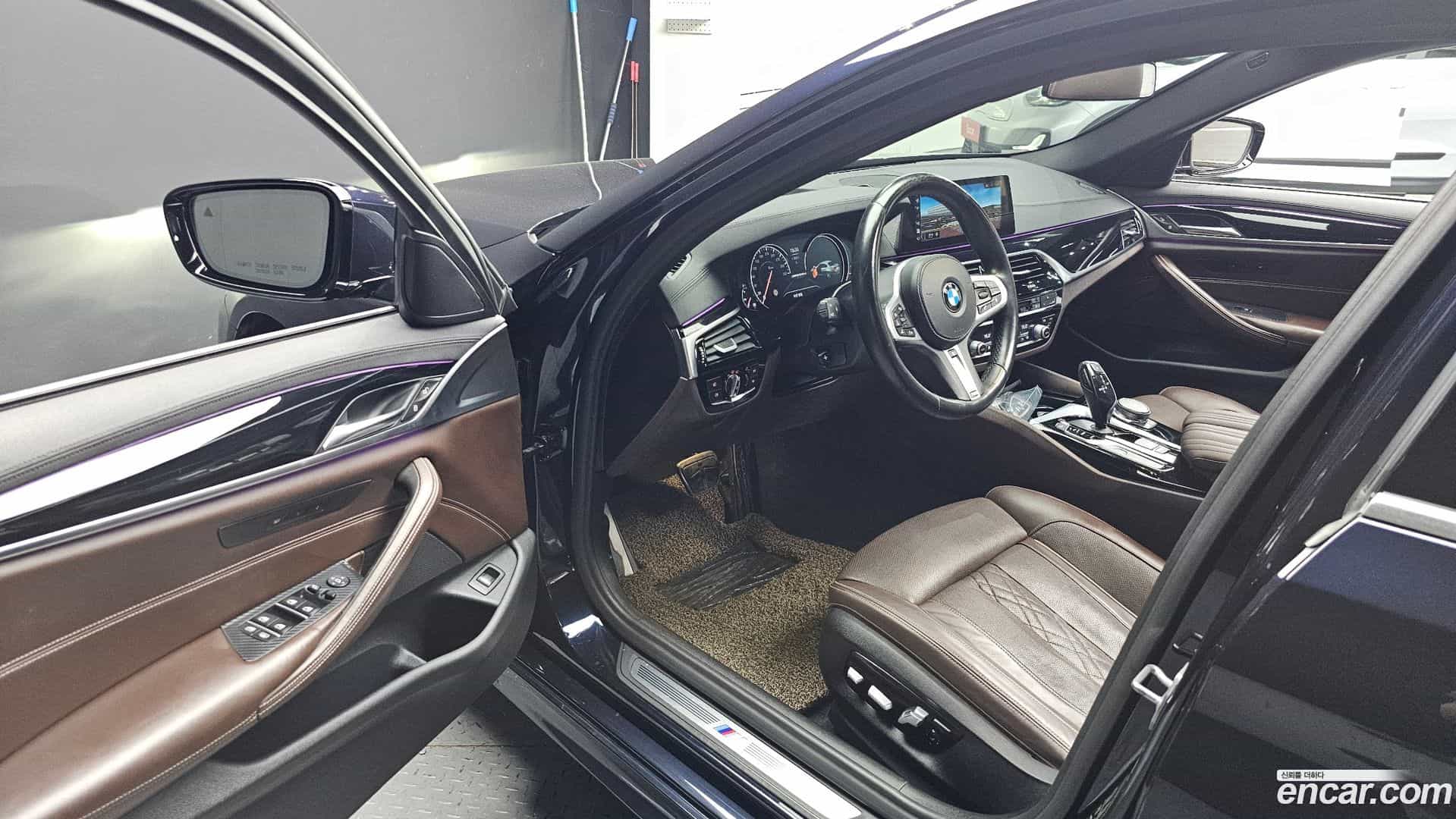 5-Series BMW 2018.6-INNER-010
