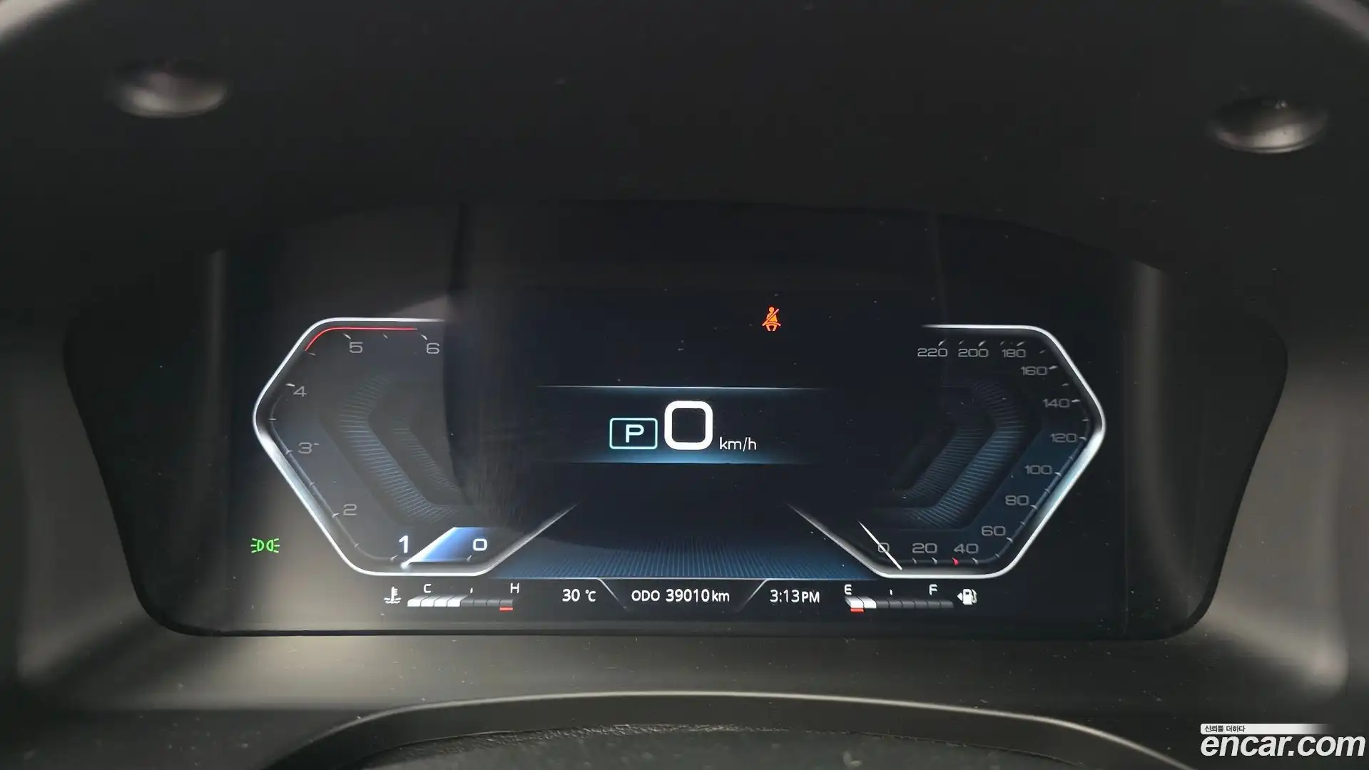 Rexton KG Mobility 2022.8-INNER-008