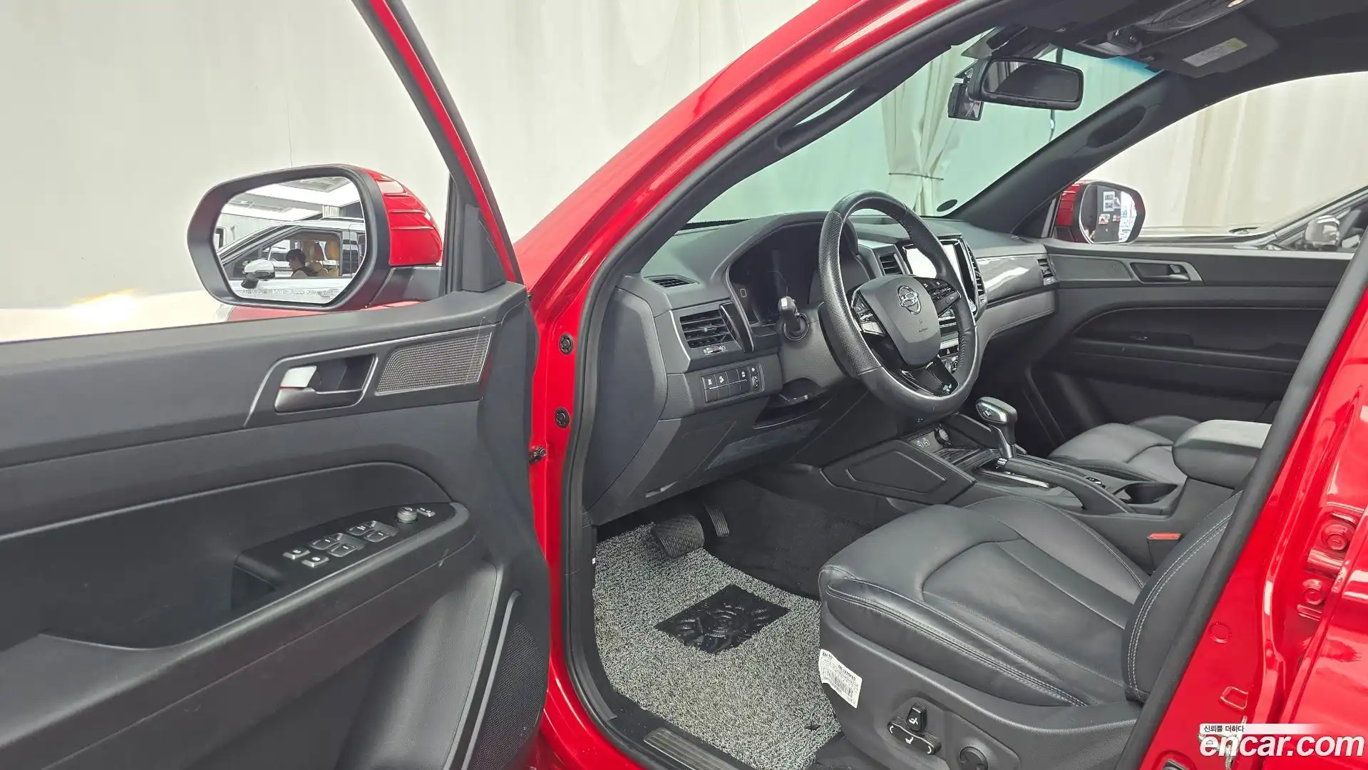 Rexton KG Mobility 2022.8-INNER-010