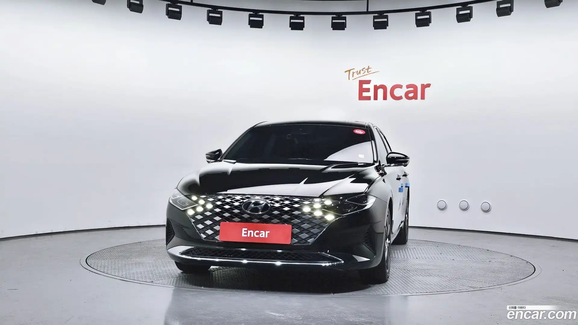 Grandeur Hyundai 2022.5-OUTER-003