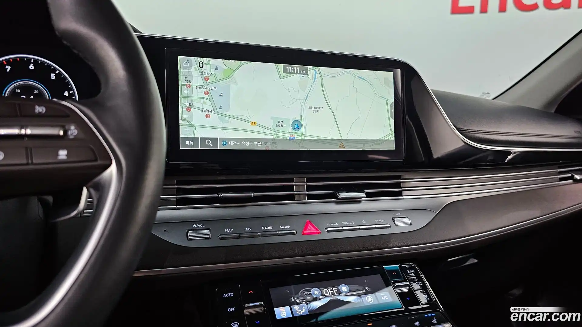 Grandeur Hyundai 2022.5-OPTION-017
