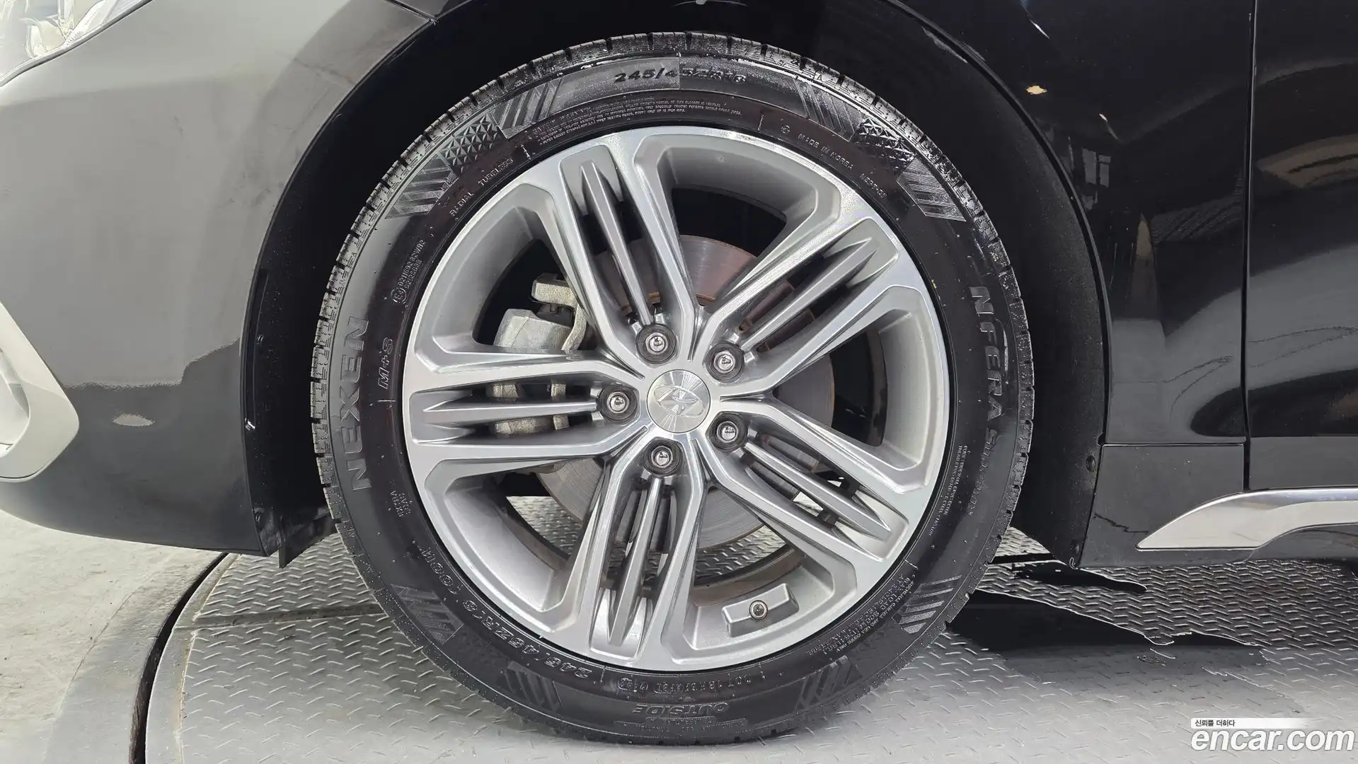 Grandeur Hyundai 2018.1-OUTER-005