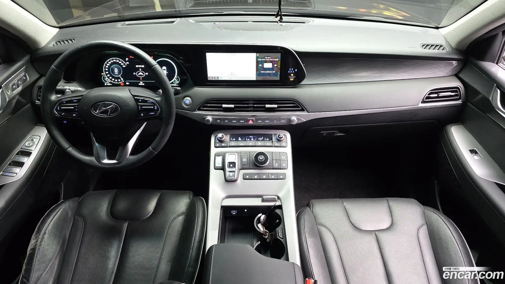 Palisade Hyundai 2022.1-INNER-007