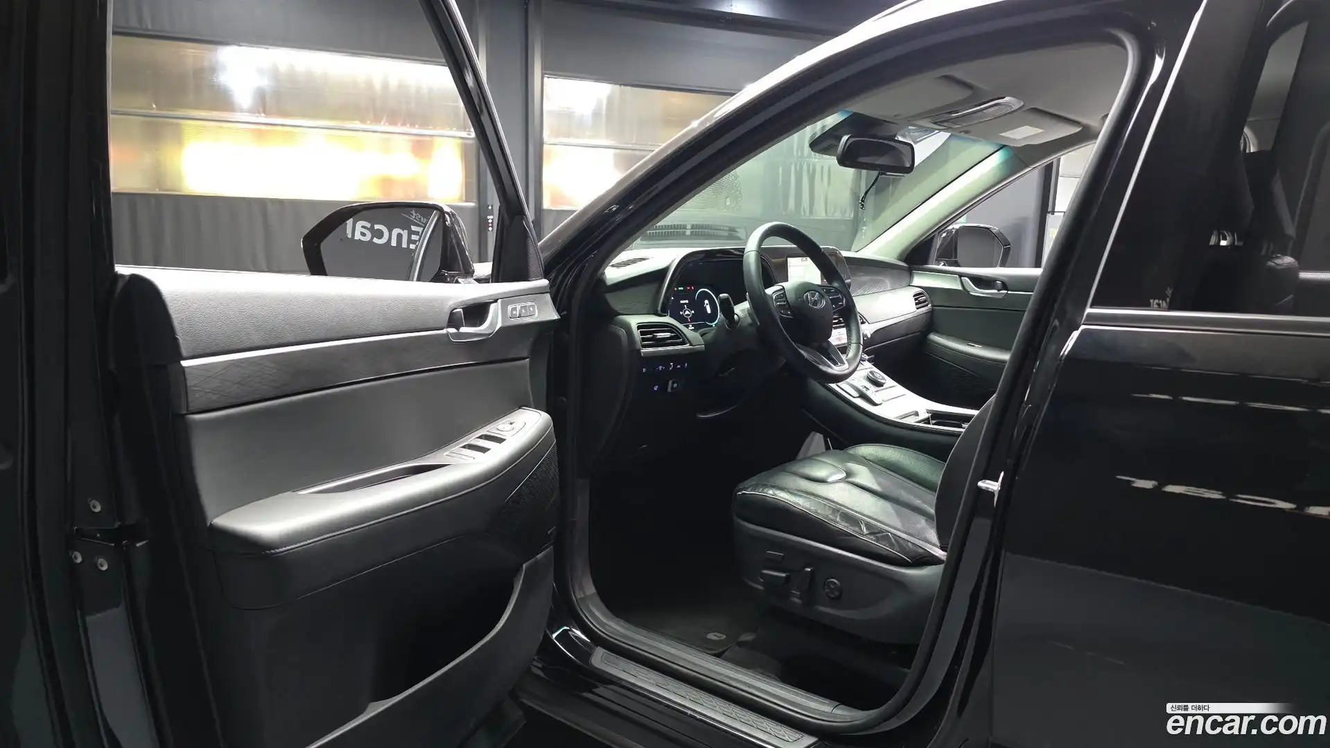 Palisade Hyundai 2022.1-INNER-010
