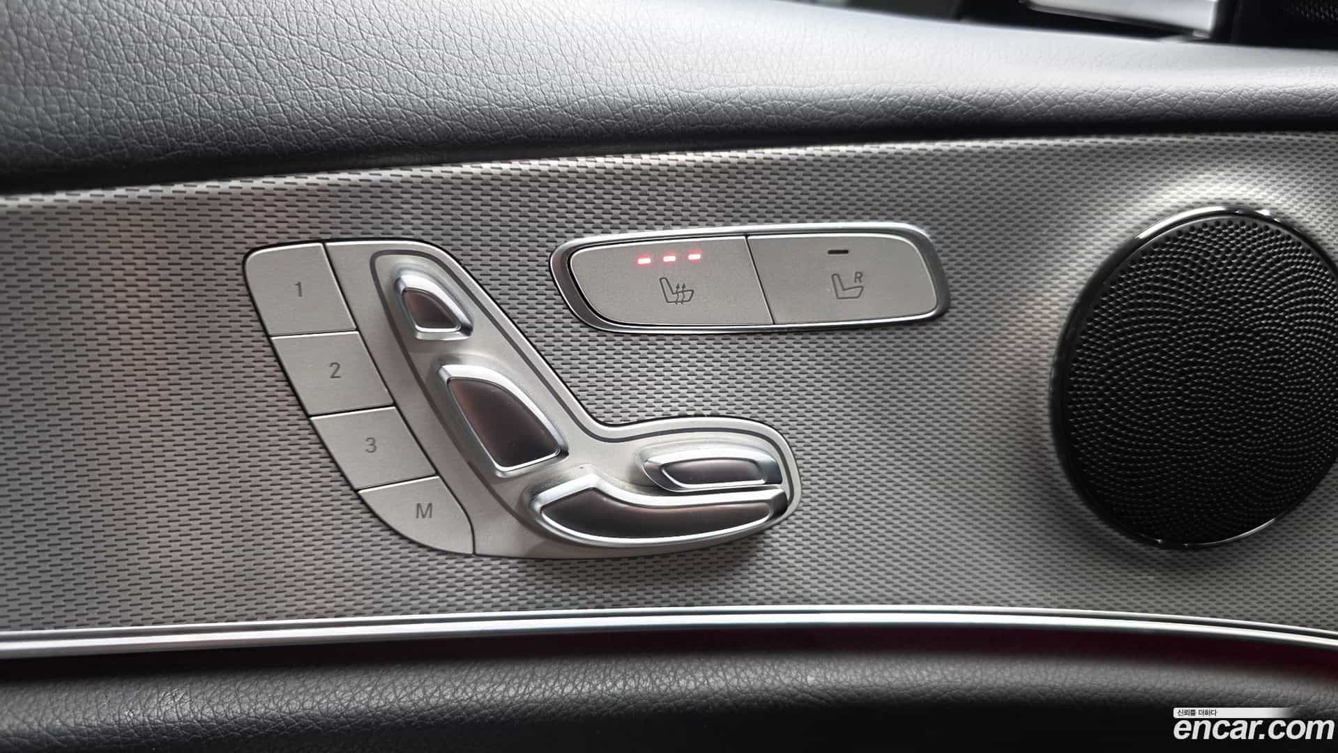 E-Class Mercedes-Benz 2018.6-OPTION-043