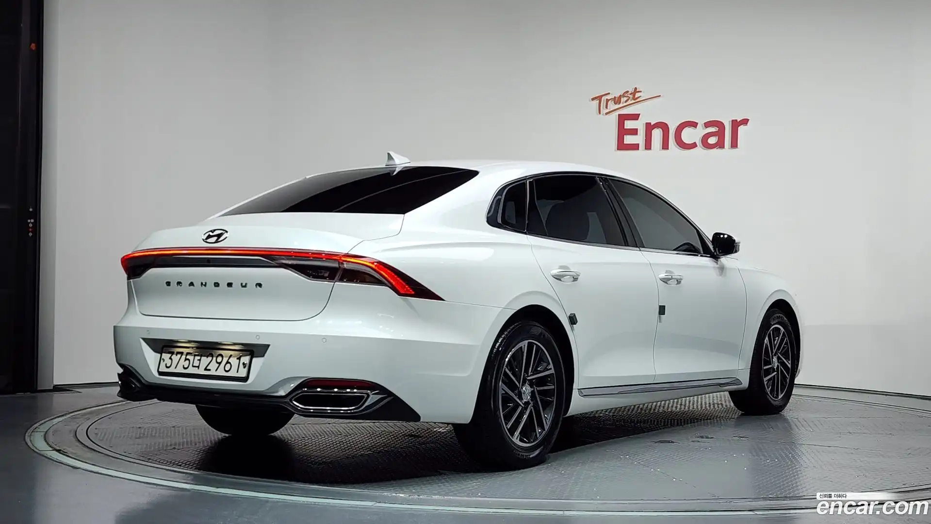 Grandeur Hyundai 2021.0-OUTER-002