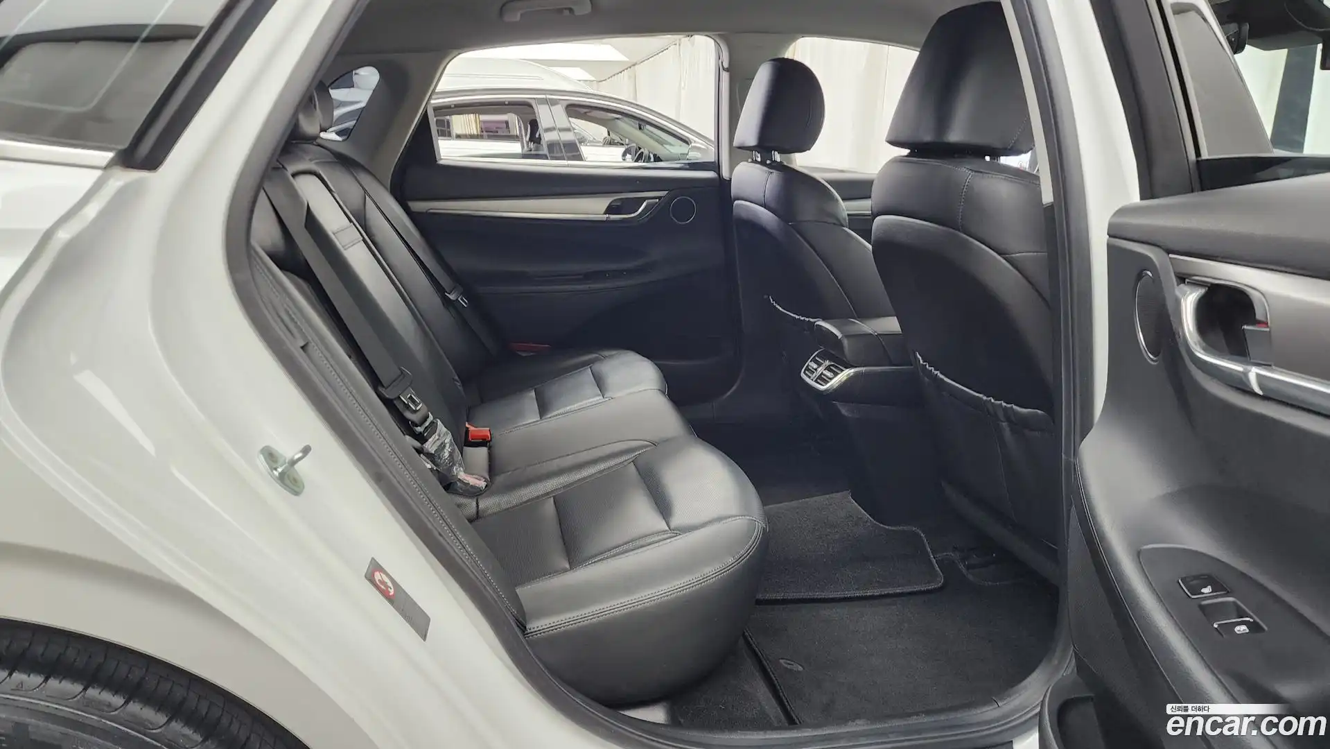 Grandeur Hyundai 2021.0-OPTION-016