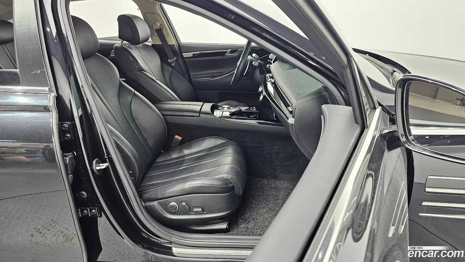 G80 Genesis 2020.10-INNER-010