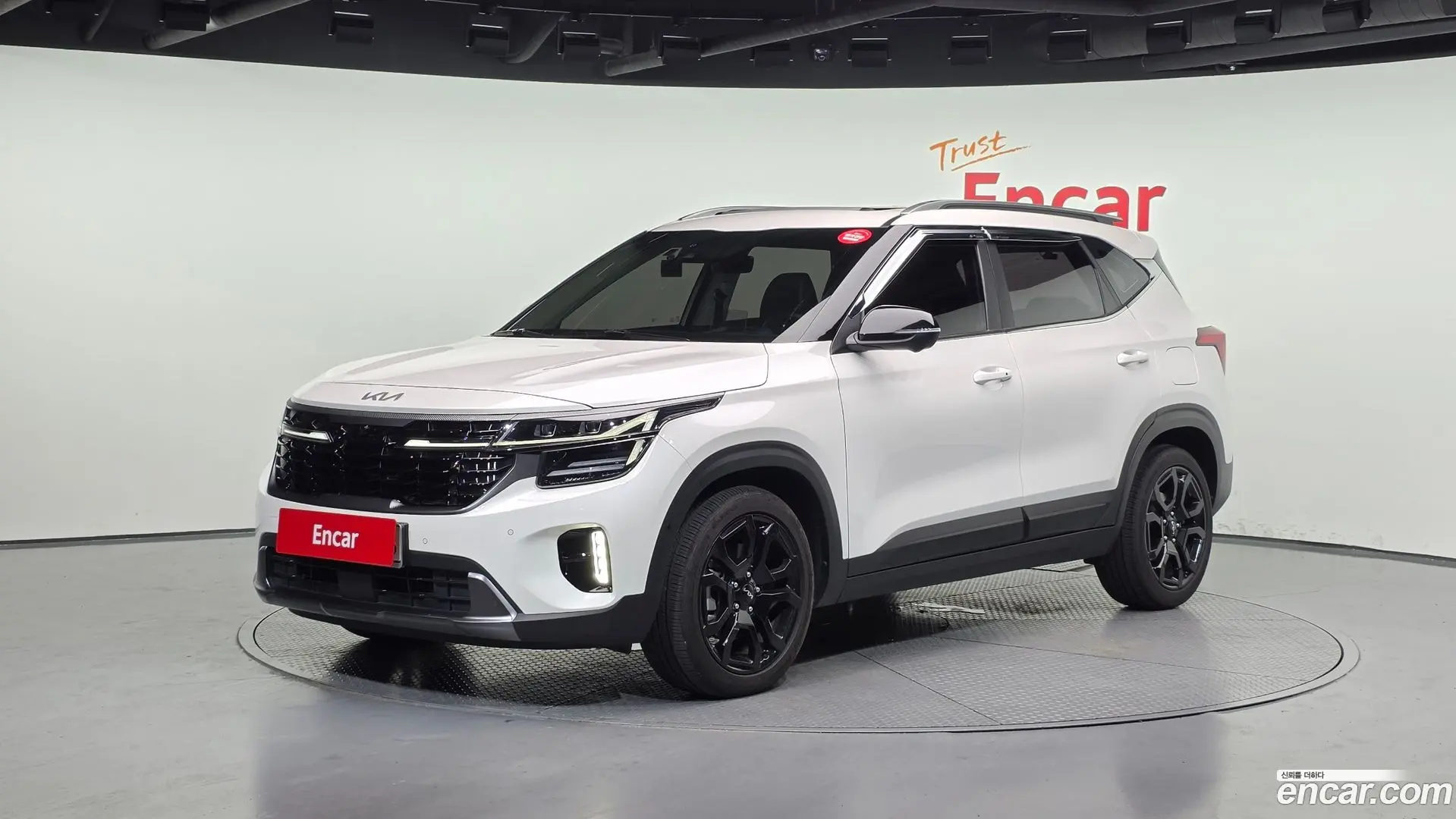 Main__Slider__Photo:Seltos Kia 2022.10-0