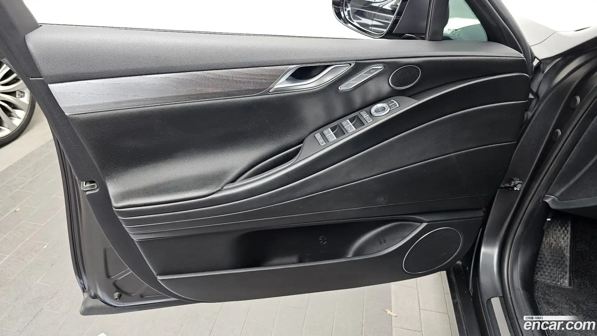 G80 Genesis 2021.5-INNER-034