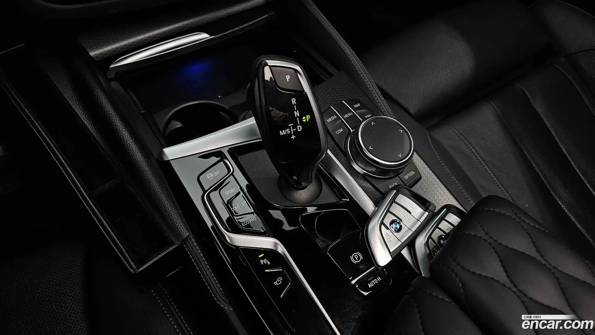 5-Series BMW 2023.4-INNER-009