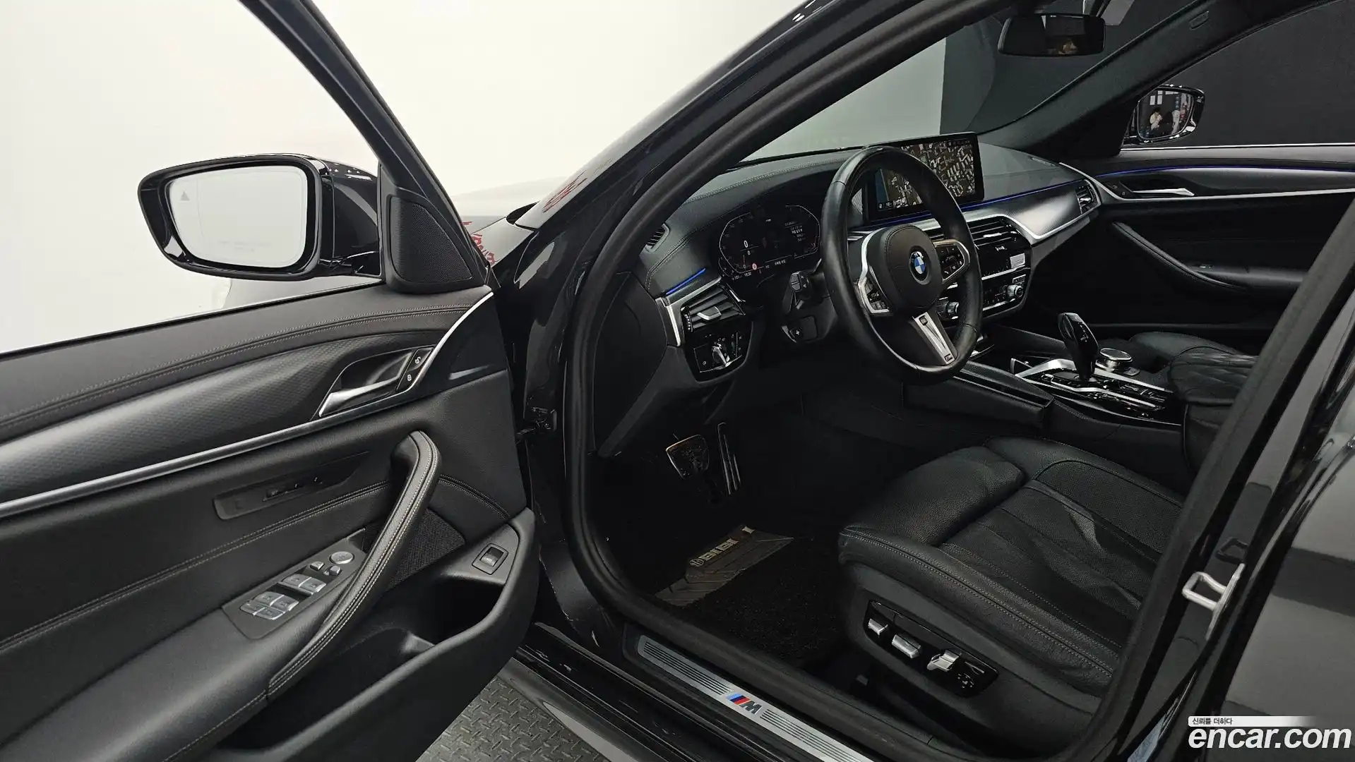 5-Series BMW 2023.4-OPTION-015