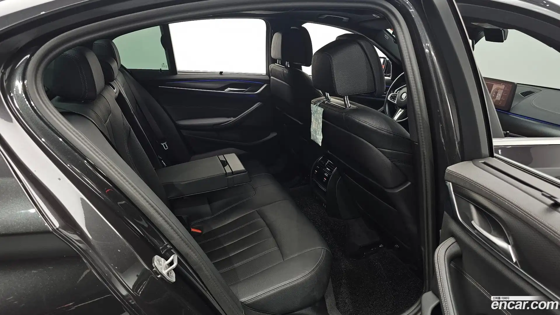 5-Series BMW 2023.4-INNER-036