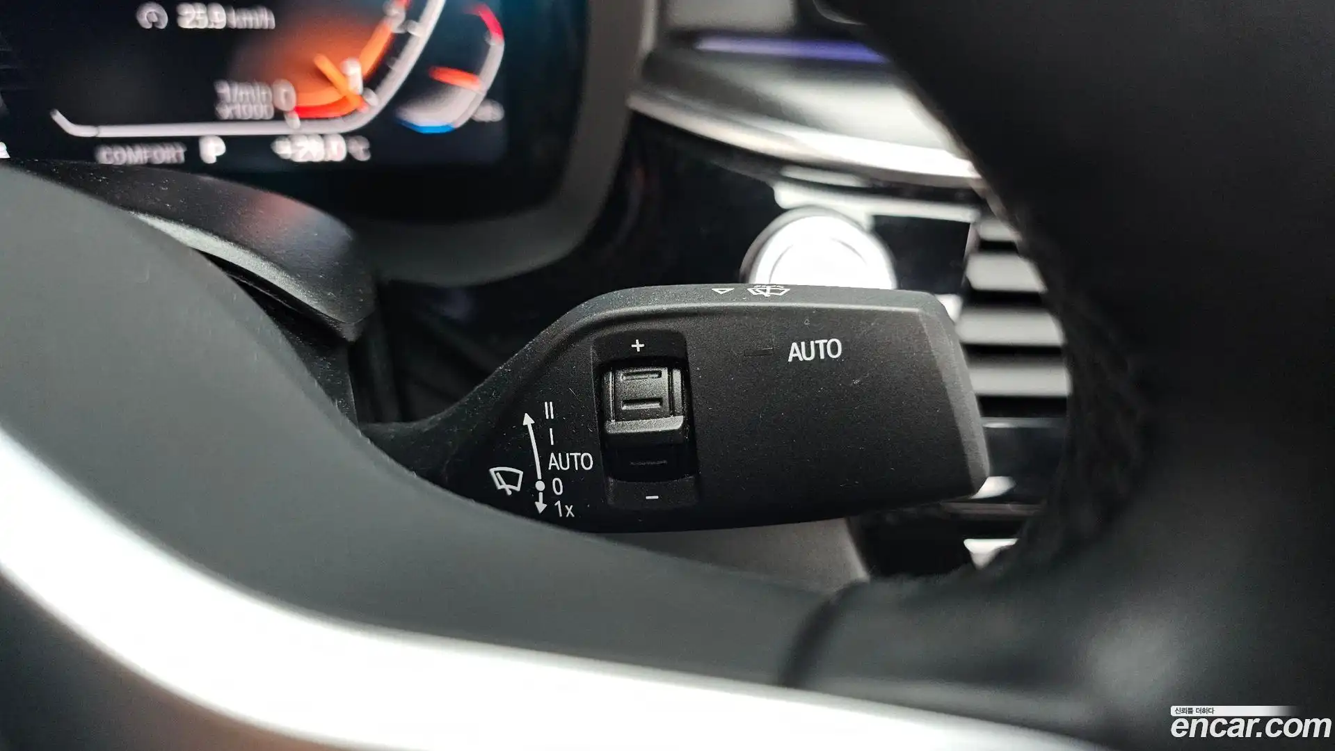 5-Series BMW 2023.4-OPTION-041