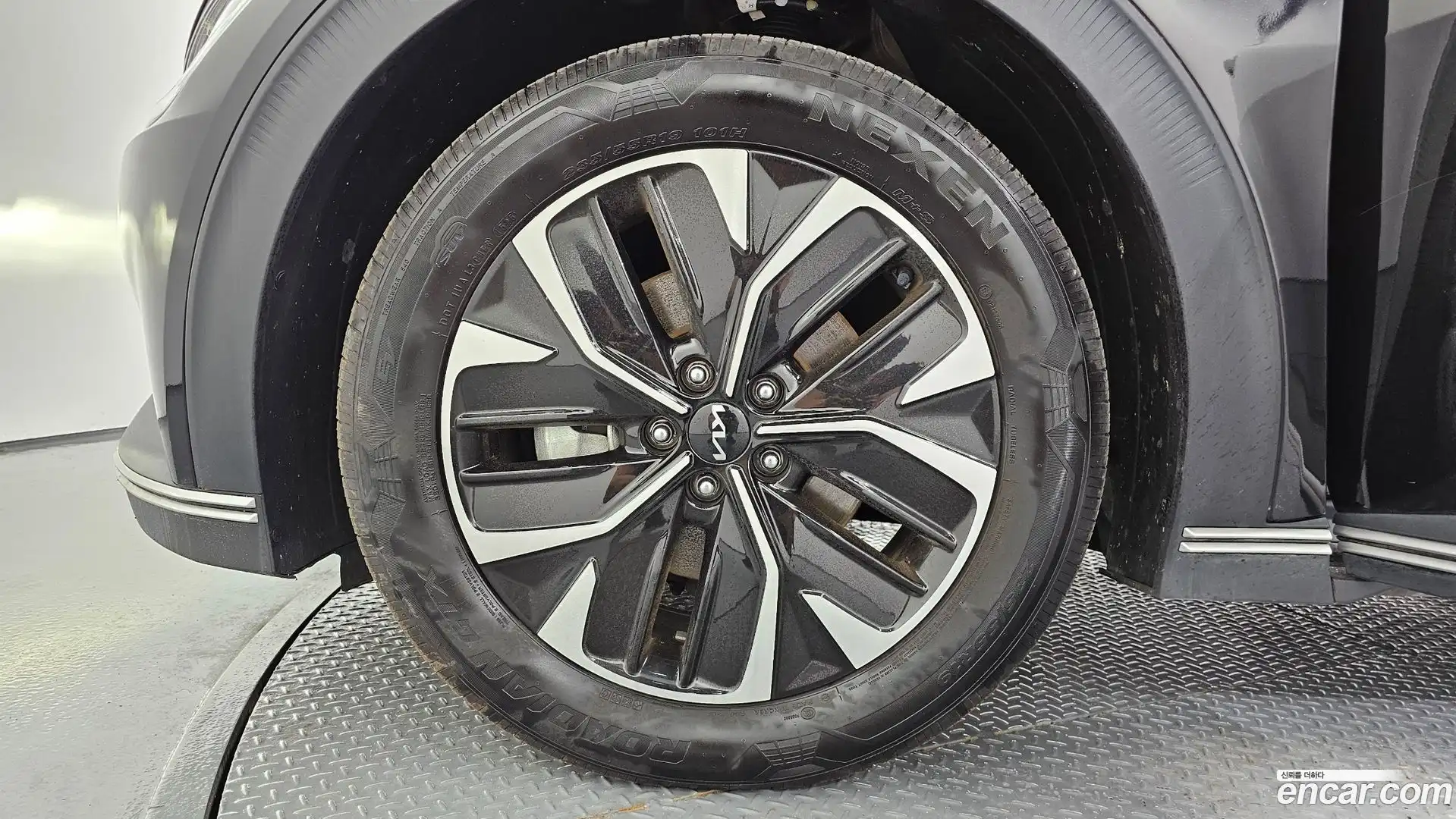 EV6 Kia 2023.10-OUTER-005